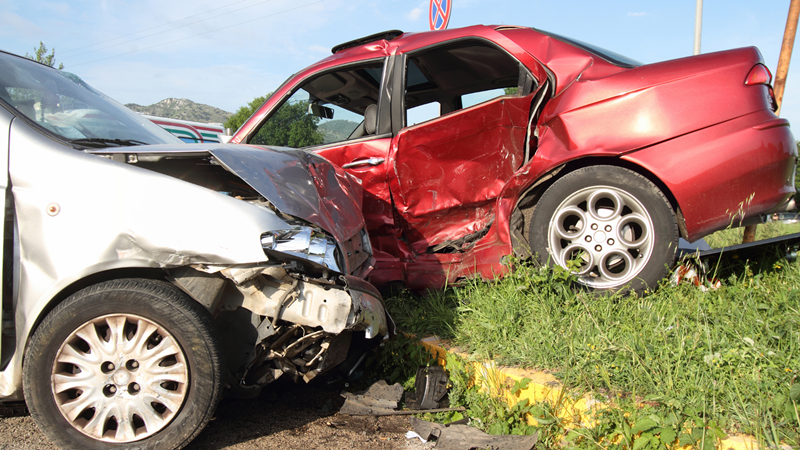 El Cajon, CA – One Hurt in Two-Vehicle Wreck on Big Horn Rd