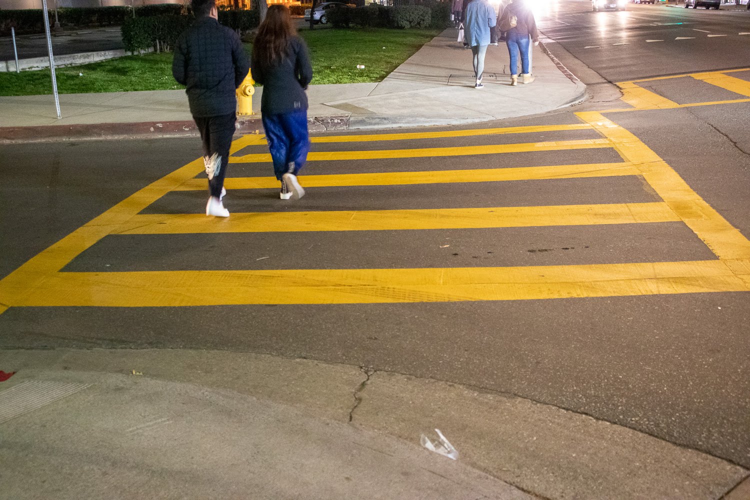 Los Angeles, CA – Pedestrian Hurt in Auto Wreck on Garfield Ave
