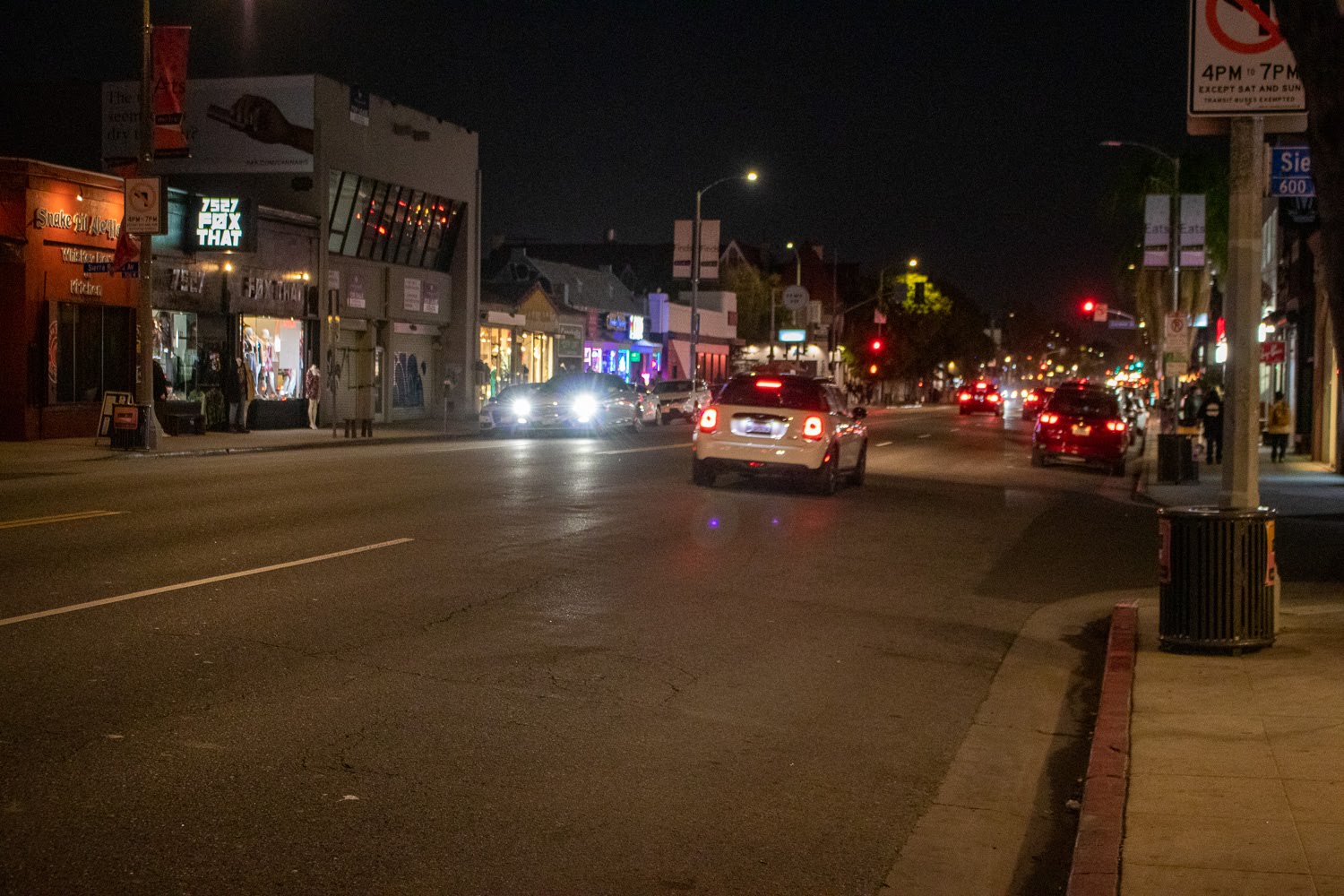 Long Beach, CA - One Hurt in Car Crash on E 7th St