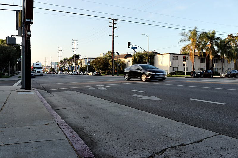 City of Industry, CA - One Hurt in Crash on Hwy 60 at Fairway Dr