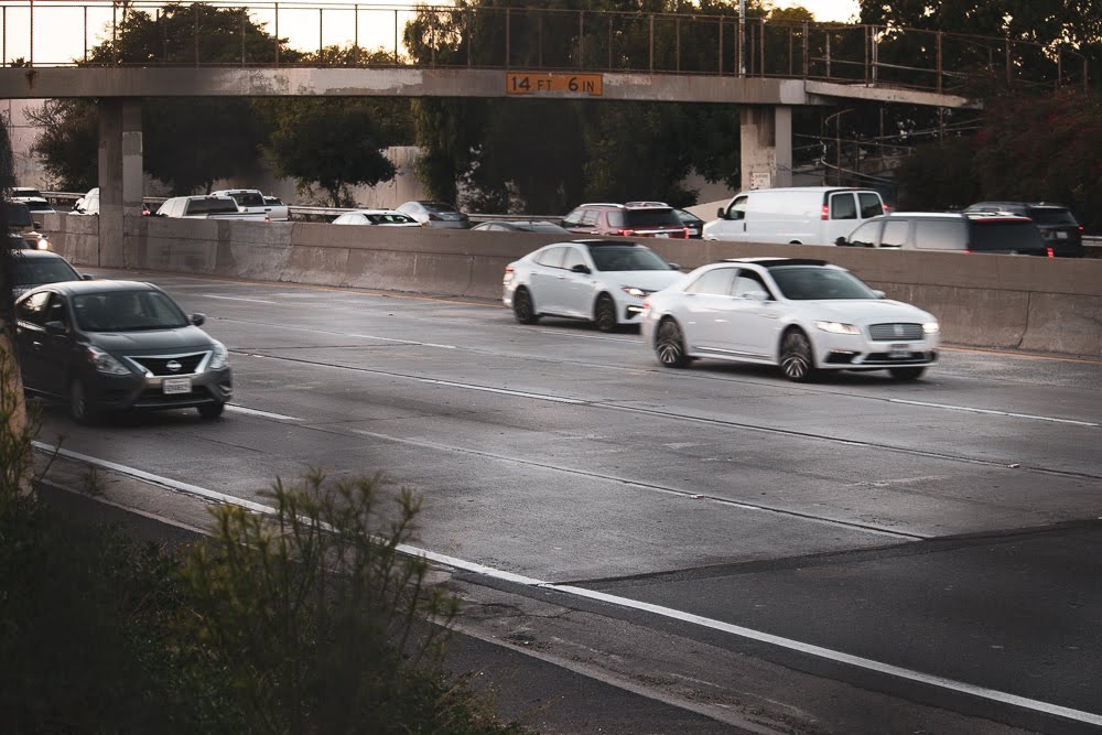 Anaheim, CA - Officer Hurt in Hit-&-Run Crash on SR-91 at Euclid St