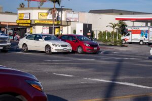 Laguna Hills, CA - Injury Crash on Avenida De La Carlota near El Toro Rd